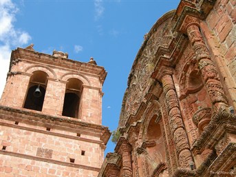 Pomata, Iglesia Santiago Apostol